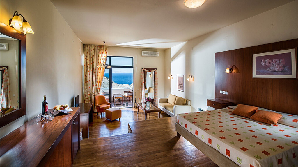 Athina Palace Resort & Spa